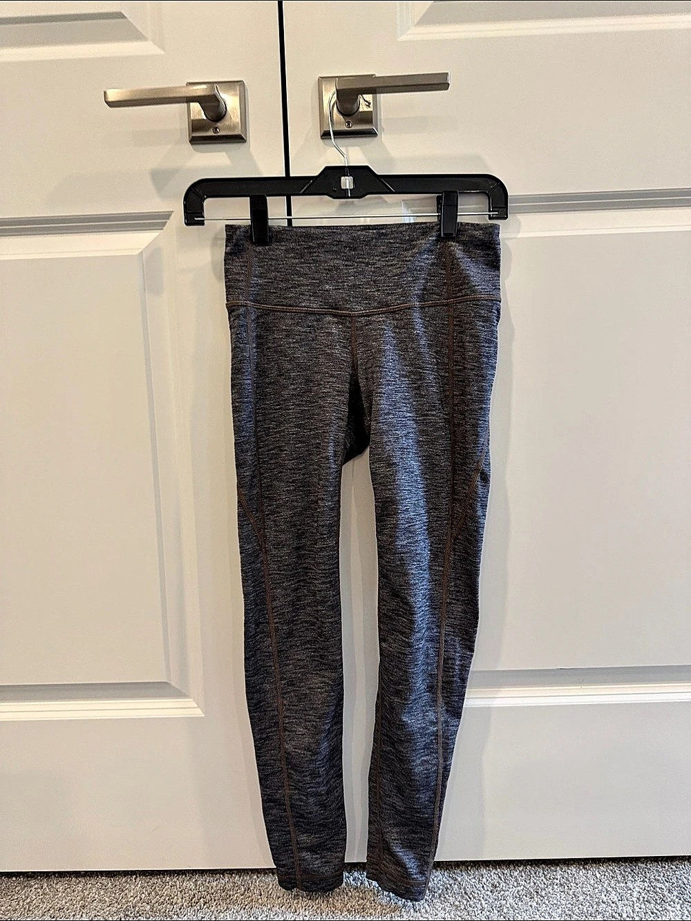 Athleta Gray Athletic Leggings Size XS Like New